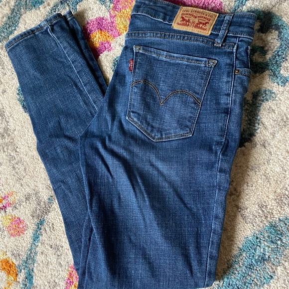 Levi's Denim - 711 Levi’s mid rise skinny jean